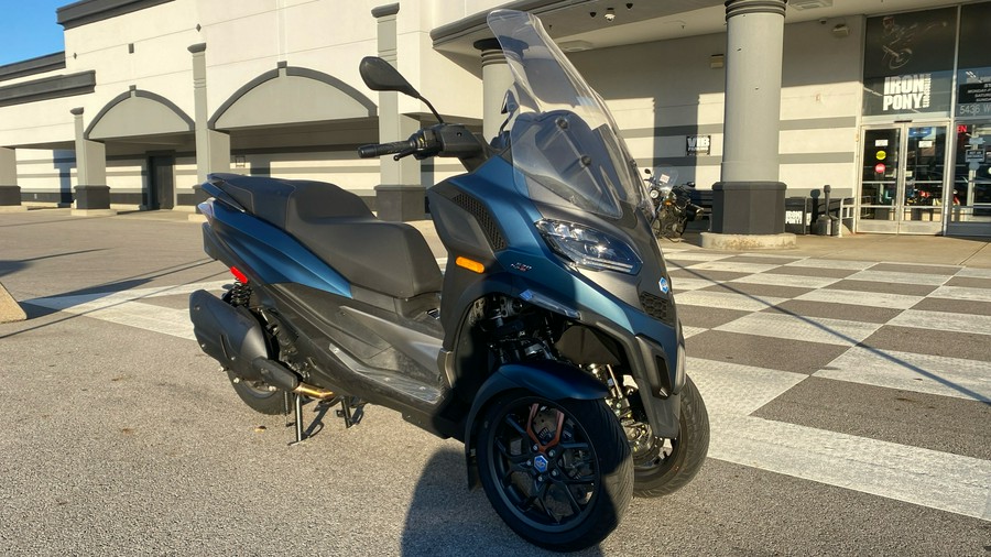 2025 Piaggio MP3 530 Exclusive
