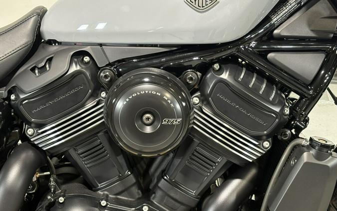 2026 Harley-Davidson® Nightster® Dark Billiard Gray - Black