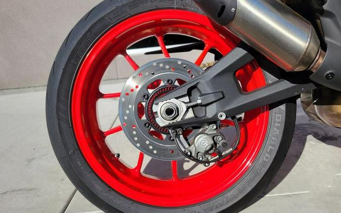 2022 Ducati MONSTER PLUS