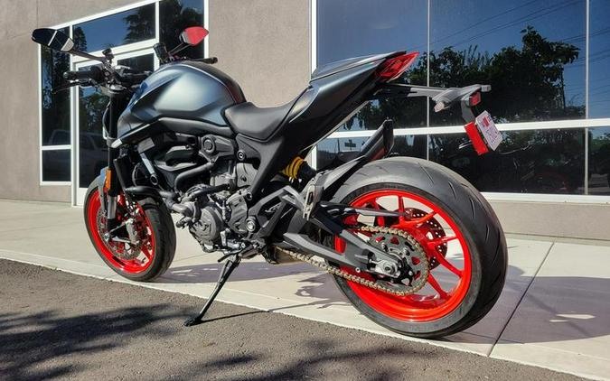 2022 Ducati MONSTER PLUS