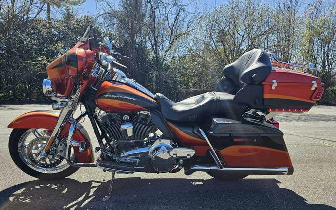 2013 Harley-Davidson Electra Glide® CVO™ Ultra Classic®