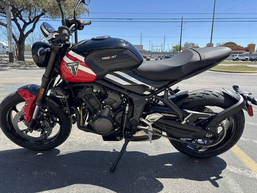 2025 Triumph Trident 660
