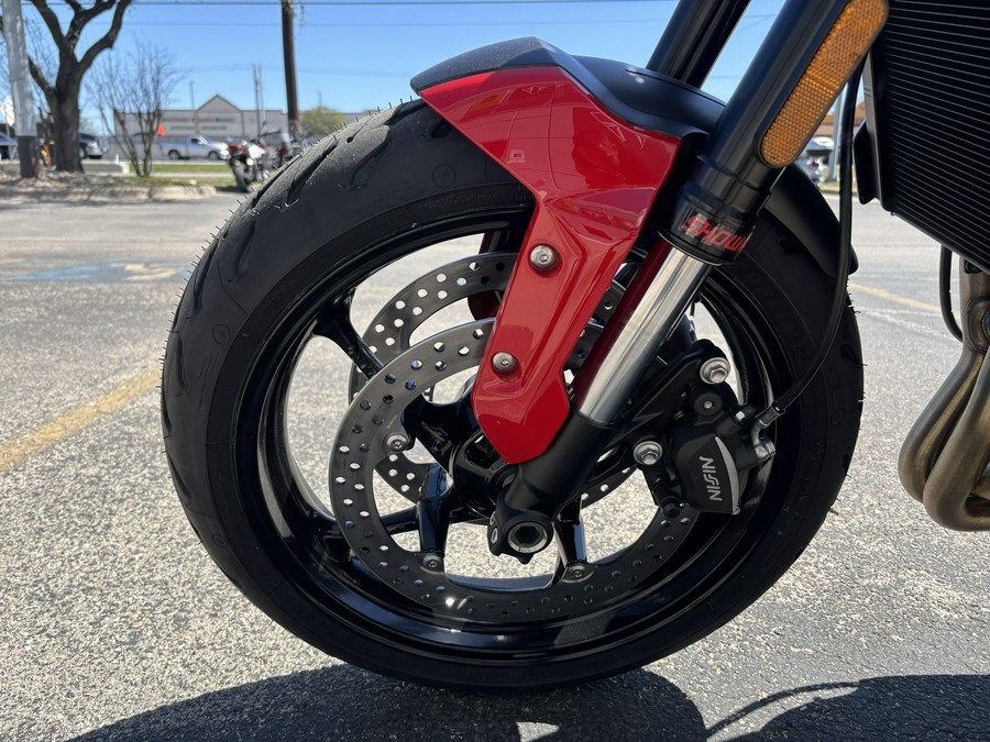 2025 Triumph Trident 660