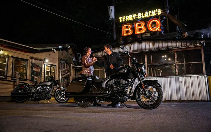2022 Indian Motorcycle Springfield® Dark Horse®