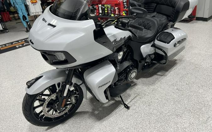 2026 Indian Pursuit Dark Horse 112 W/ Powerband Audio Ghost