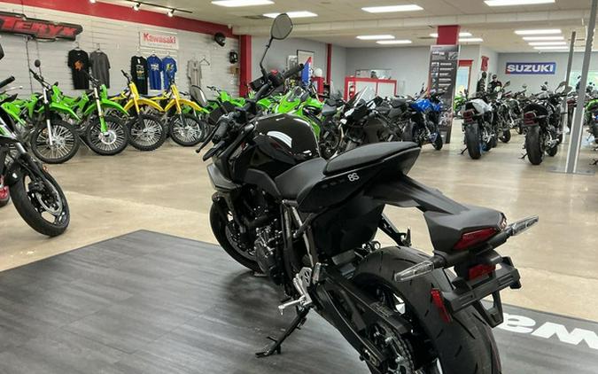 2026 Suzuki GSX800RQM6