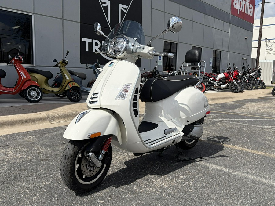 2022 Vespa GTS 300