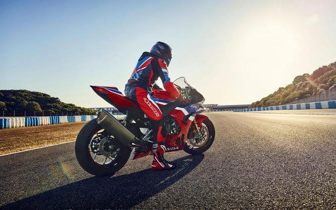 2027 Honda CBR1000RR-R Fireblade SP