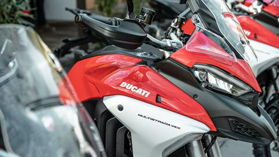 2023 Ducati Multistrada V4 S Travel & Radar Spoked Wheels