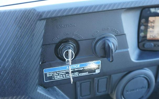 2025 Kawasaki Teryx4™ S LE