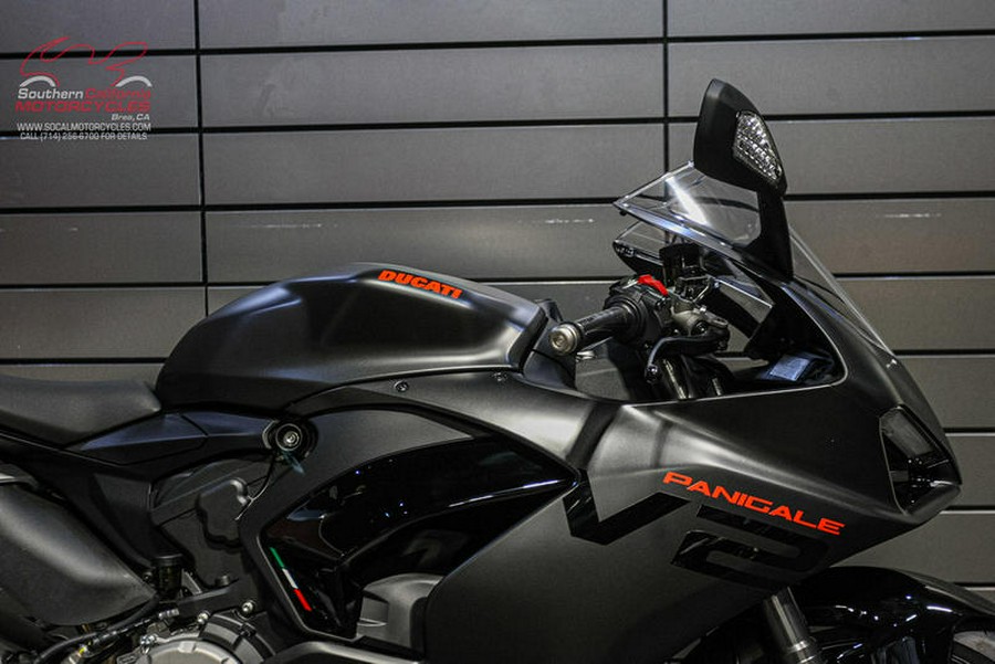 2024 Ducati Panigale V2 Black on Black