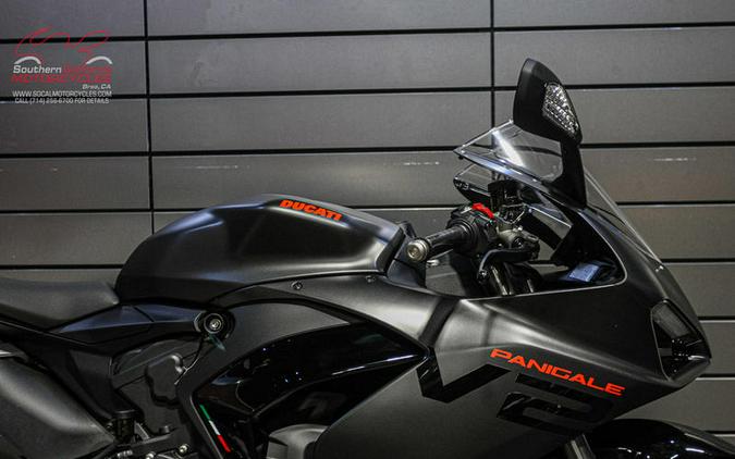 2024 Ducati Panigale V2 Black on Black