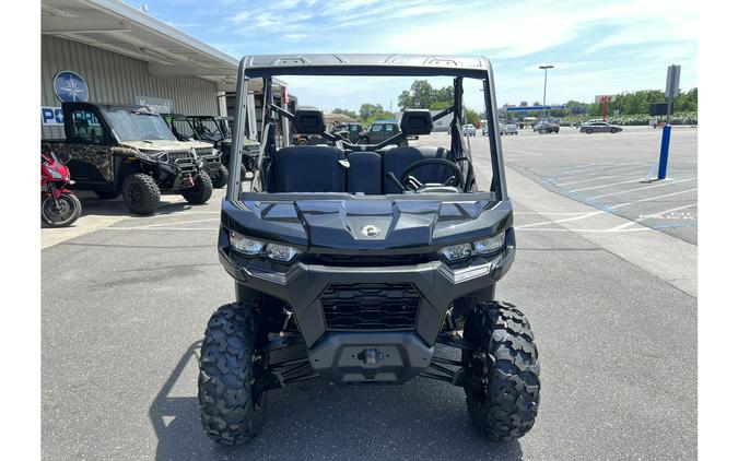 2024 Can-Am Defender DPS HD9