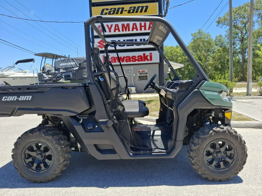 2026 Can-Am Defender HD7