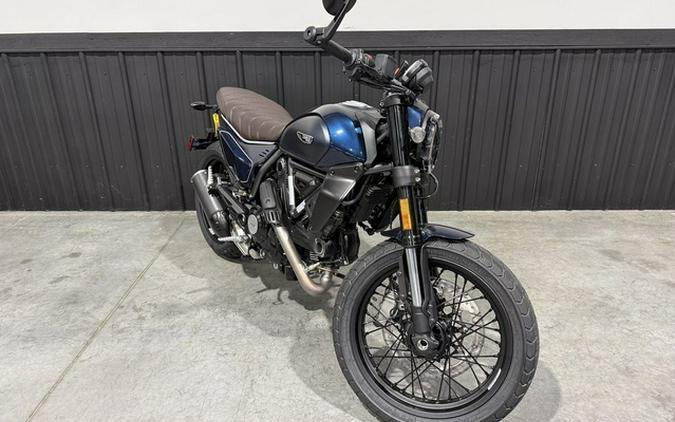 2026 Ducati Scrambler 800 ICON