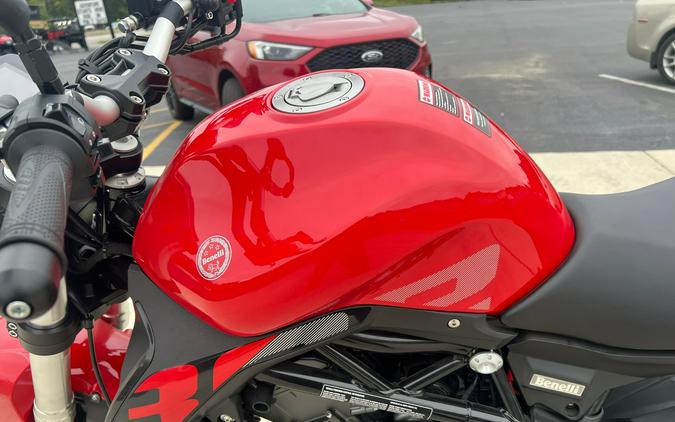 2024 Benelli 302S