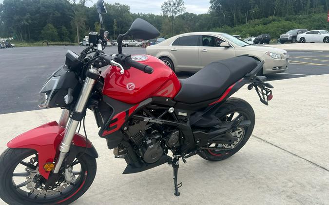 2024 Benelli 302S