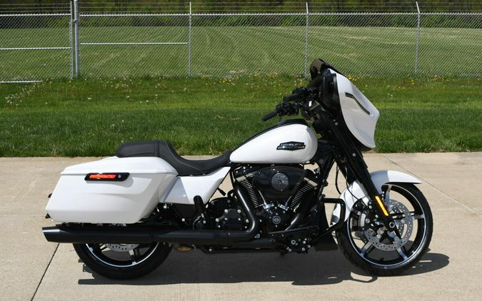 FLHX 2024 Street Glide®