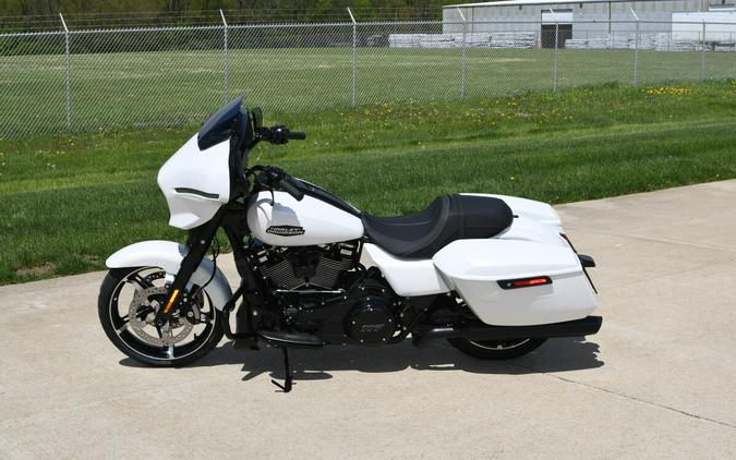 FLHX 2024 Street Glide®