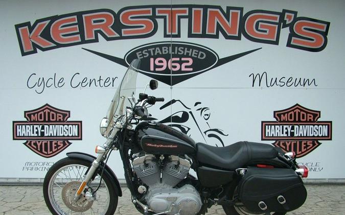 2006 Harley-Davidson® XL883C - Sportster® 883® Custom