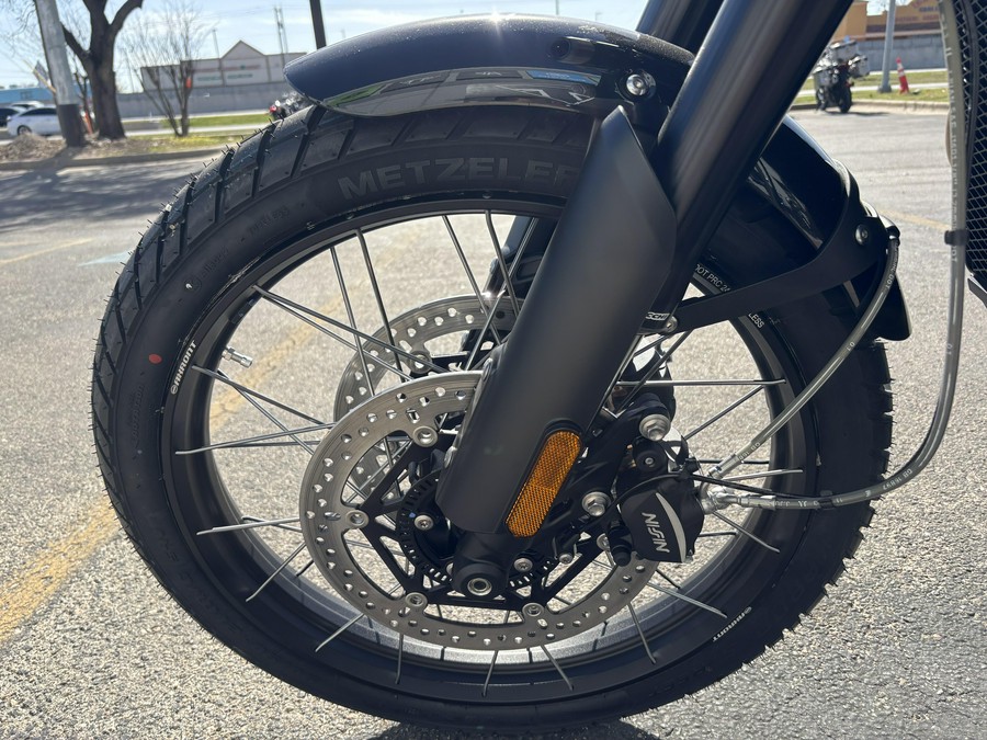 2025 Triumph Scrambler 1200 X