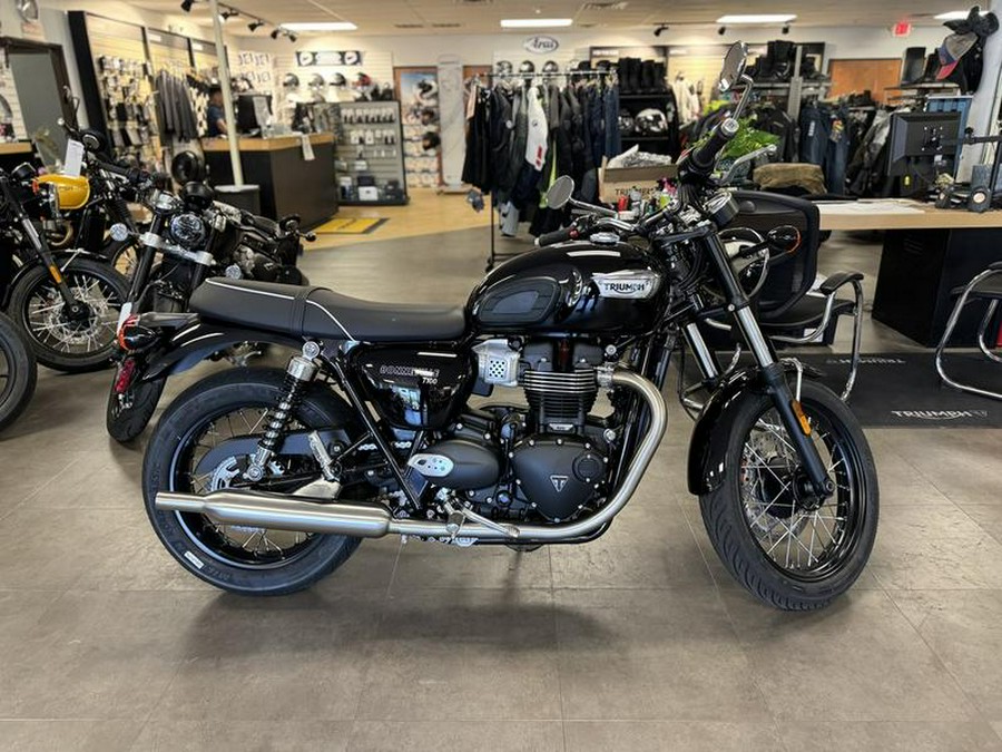 2024 Triumph BONNEVILLE T120 BLACK