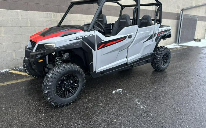 2025 Polaris® General 4 1000 Sport