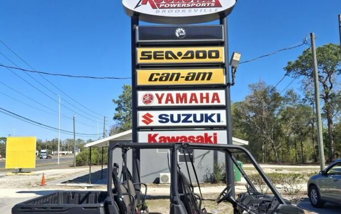 2026 Can-Am Defender MAX DPS HD9