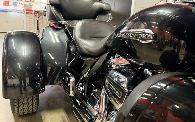 2018 Harley-Davidson Trike FLHTCUTG - Tri Glide Ultra