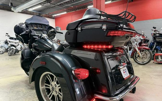 2018 Harley-Davidson® FLHTCUTG - Tri Glide® Ultra
