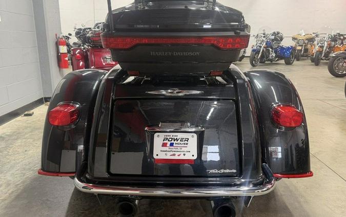 2018 Harley-Davidson Trike FLHTCUTG - Tri Glide Ultra