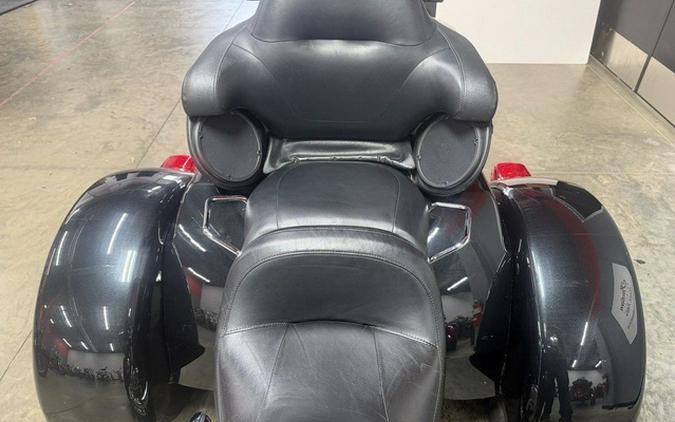 2018 Harley-Davidson Trike FLHTCUTG - Tri Glide Ultra