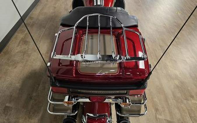 2009 Harley-Davidson® FLHTCU - Ultra Classic® Electra Glide®