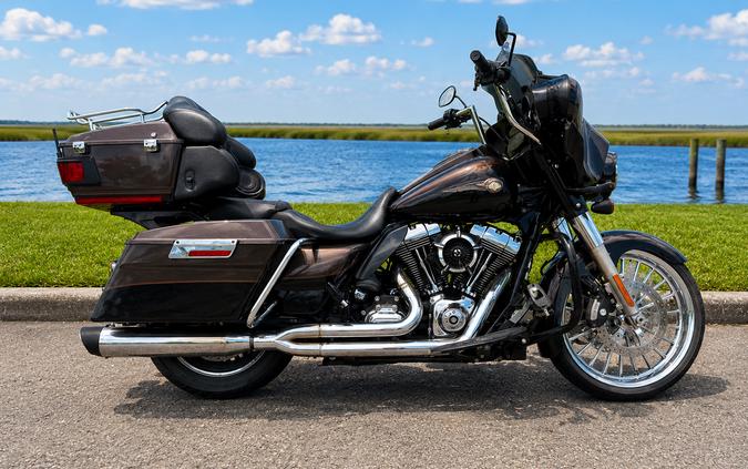 2013 Harley-Davidson Electra Glide® Ultra Limited 110th Anniversary Edition