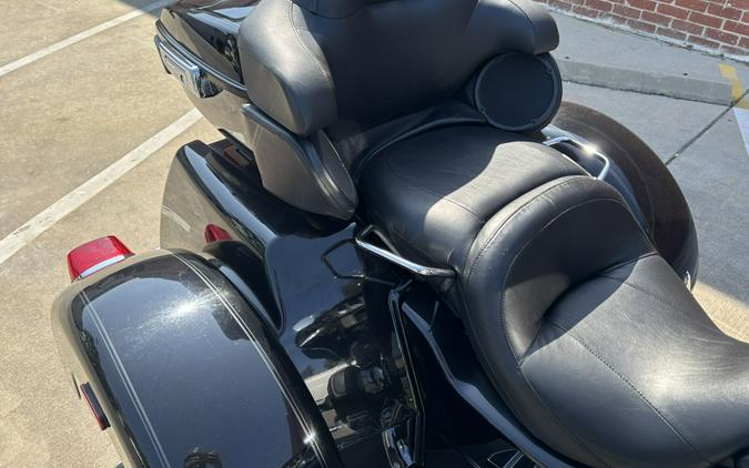 2022 Harley-Davidson® Tri Glide® Ultra