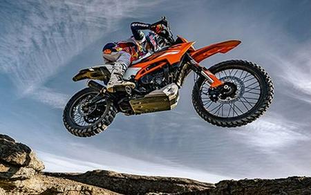2025 KTM Enduro 390 R