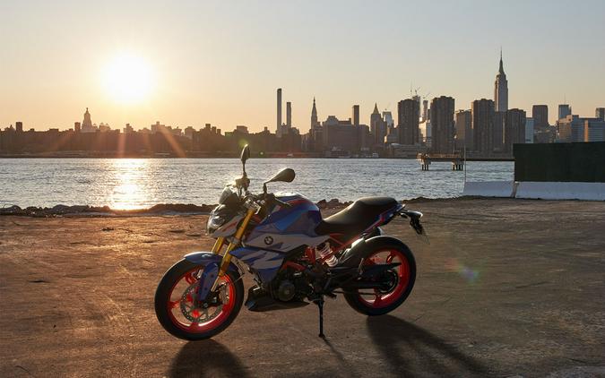 2025 BMW G 310 R