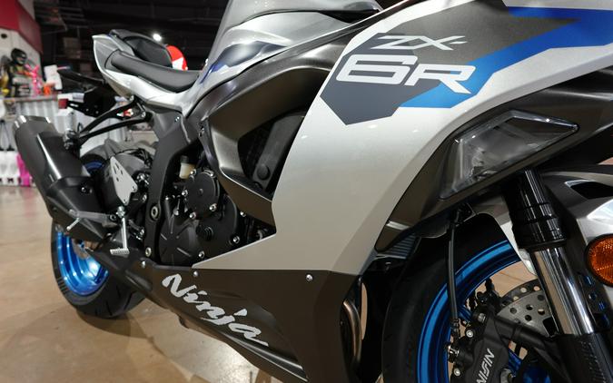 2027 Kawasaki Ninja® ZX™-6R ABS