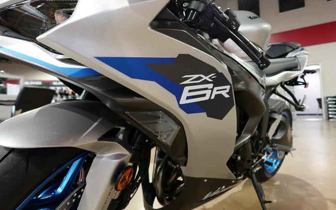 2027 Kawasaki Ninja® ZX™-6R ABS