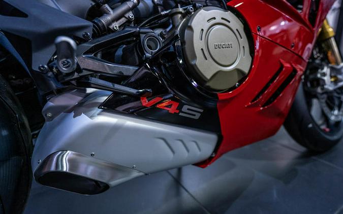 2024 Ducati Panigale V4 S Red