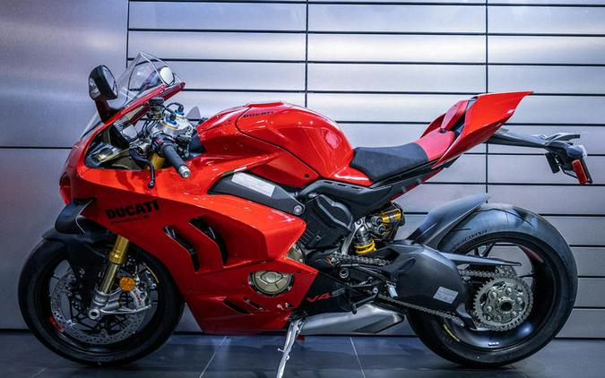 2024 Ducati Panigale V4 S Red