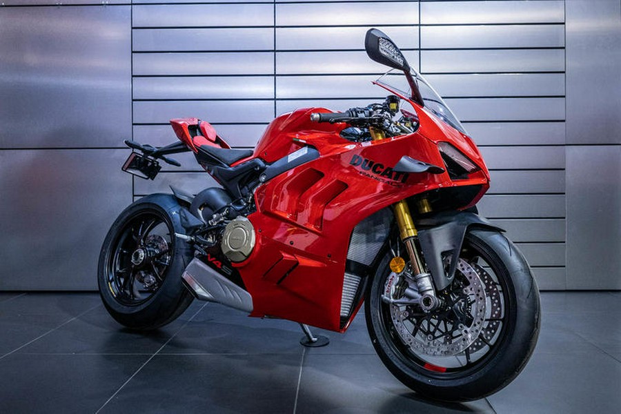 2024 Ducati Panigale V4 S Red