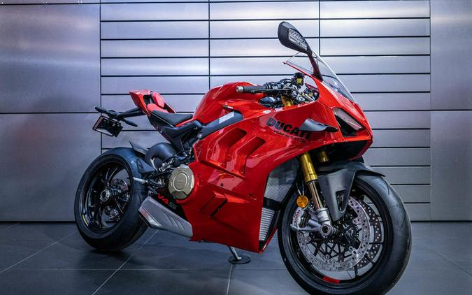 2024 Ducati Panigale V4 S Red