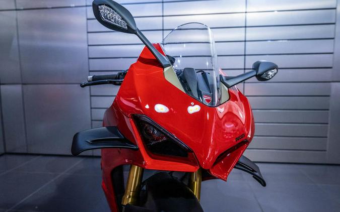 2024 Ducati Panigale V4 S Red