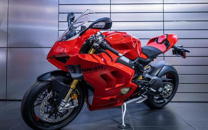 2024 Ducati Panigale V4 S Red