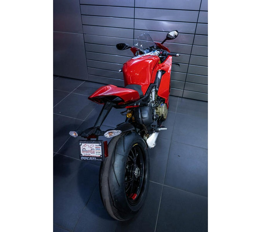 2024 Ducati Panigale V4 S Red