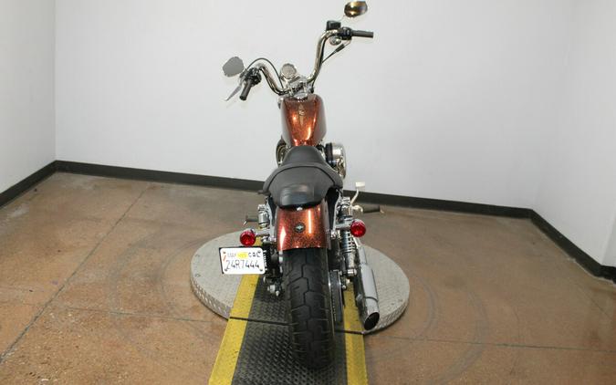 Harley-Davidson® Seventy-Two® 2014 XL 1200V 412913T HC VOL ORNG FLK