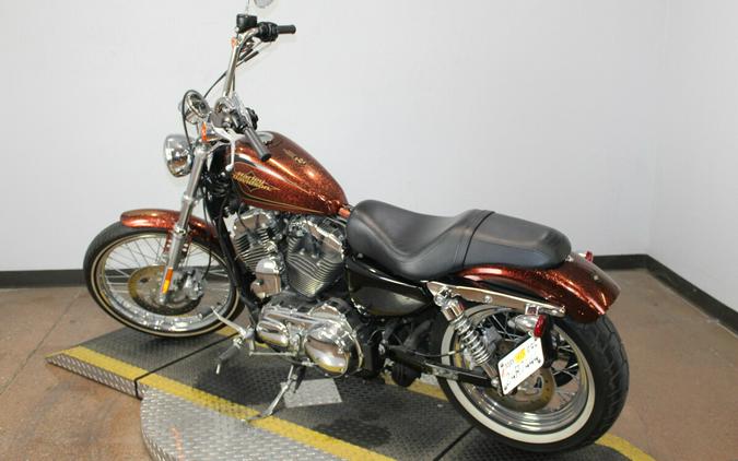 Harley-Davidson® Seventy-Two® 2014 XL 1200V 412913T HC VOL ORNG FLK