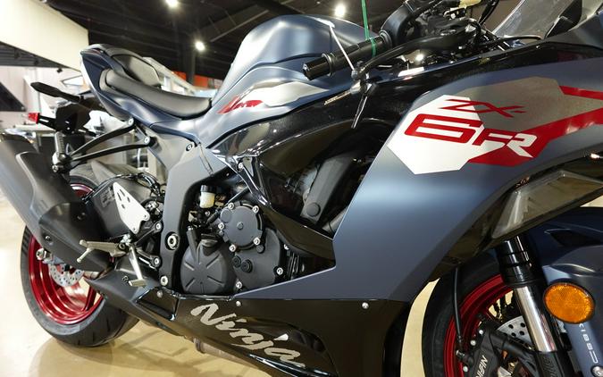 2027 Kawasaki Ninja® ZX™-6R ABS