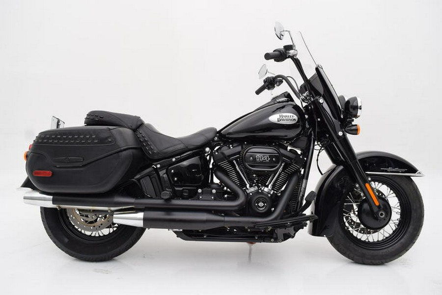 2022 Harley-Davidson® FLHCS - Heritage Classic 114